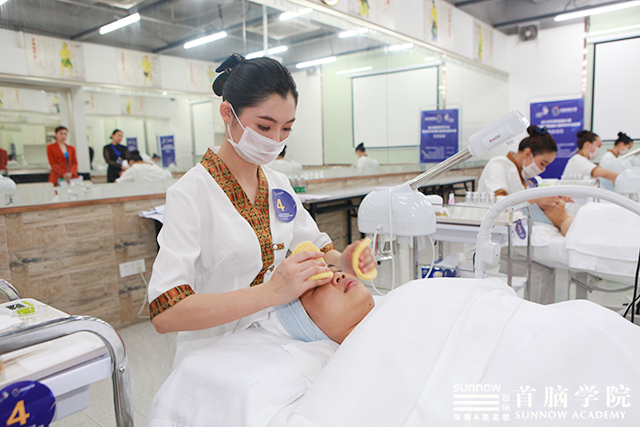 首脑学院再担重任，成功举办第45届世界技能大赛深圳市选拔赛美容、美发大赛