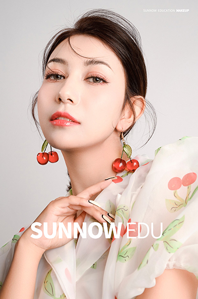 首脑化妆学校怎么样?理论+实操“双管齐下 首脑化妆学校