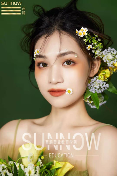 龙华化妆培训班一般学费多少钱 龙华化妆培训班