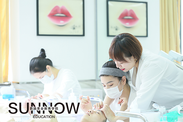 深圳首脑美容培训学校