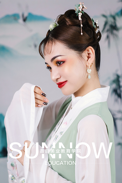 龙华清湖化妆培训班